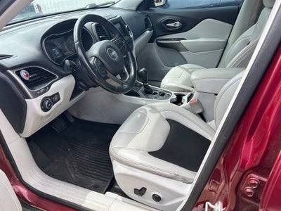 2020 Jeep Cherokee Latitude Plus FWD