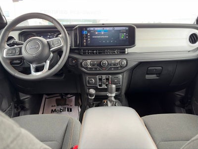 2025 Jeep Wrangler 4-Door Sahara 4x4