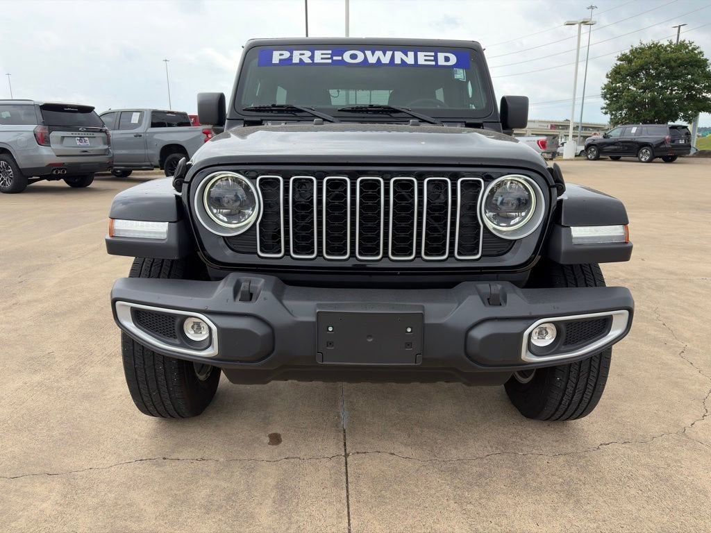 2025 Jeep Wrangler 4-Door Sahara 4x4