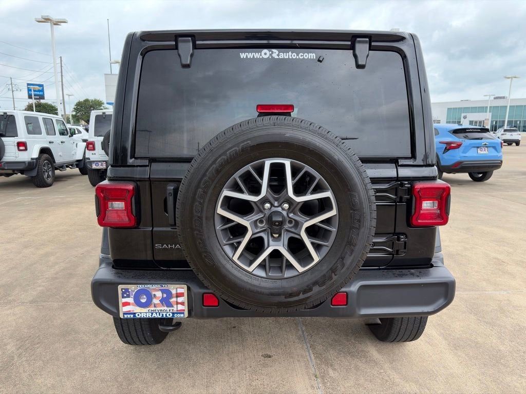 2025 Jeep Wrangler 4-Door Sahara 4x4