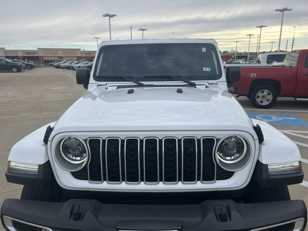 2024 Jeep Wrangler 4-Door Sahara 4x4