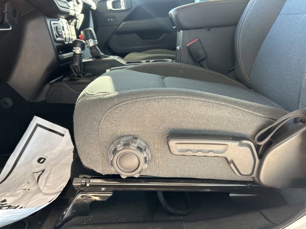 2024 Jeep Wrangler 4-Door Sahara 4x4