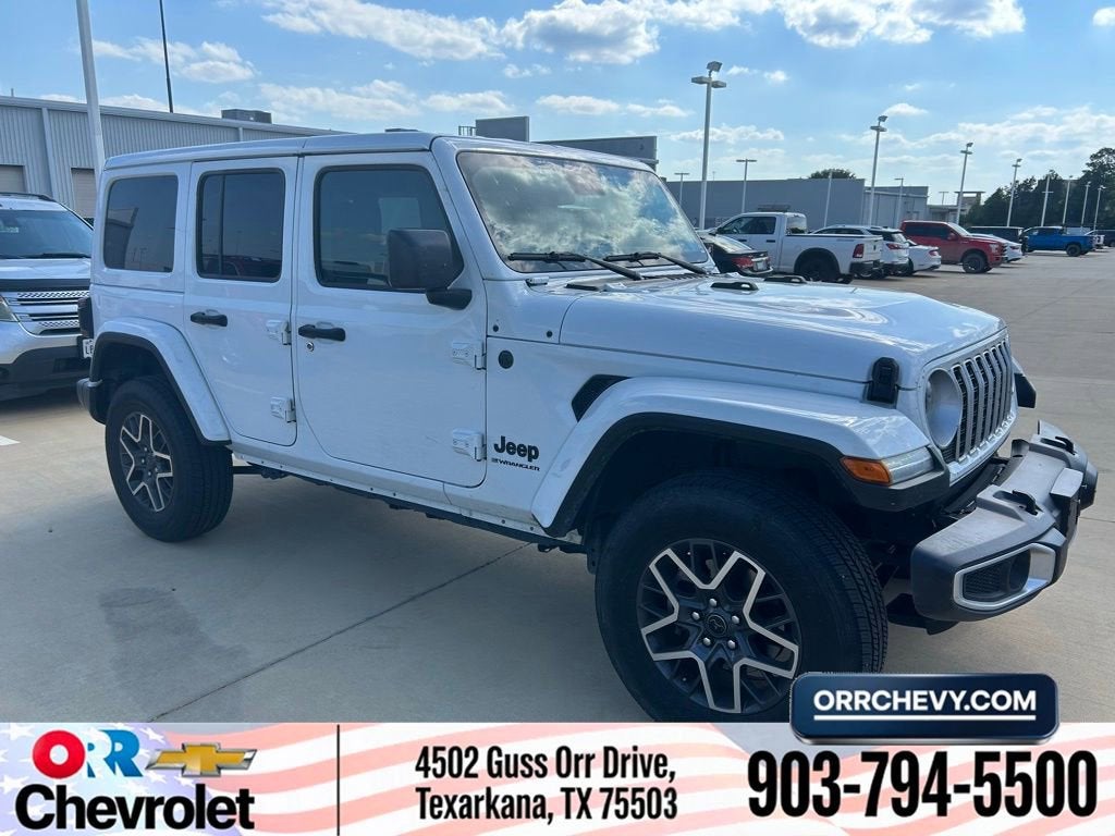 2025 Jeep Wrangler 4-Door Sahara 4x4
