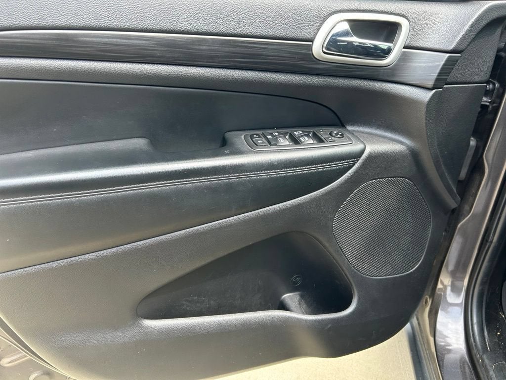 2021 Jeep Grand Cherokee Laredo E 4x2