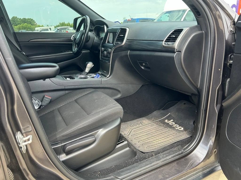 2021 Jeep Grand Cherokee Laredo E 4x2