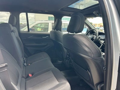 2025 Jeep Grand Cherokee Laredo X 4x4