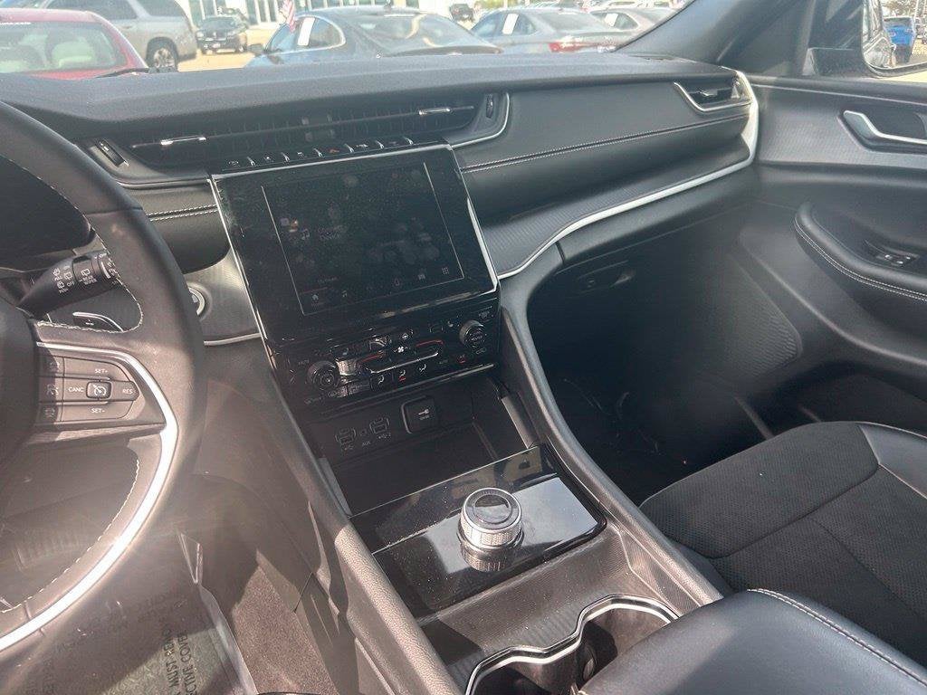 2025 Jeep Grand Cherokee Altitude 4x4