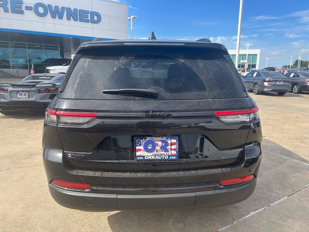2025 Jeep Grand Cherokee Altitude 4x4