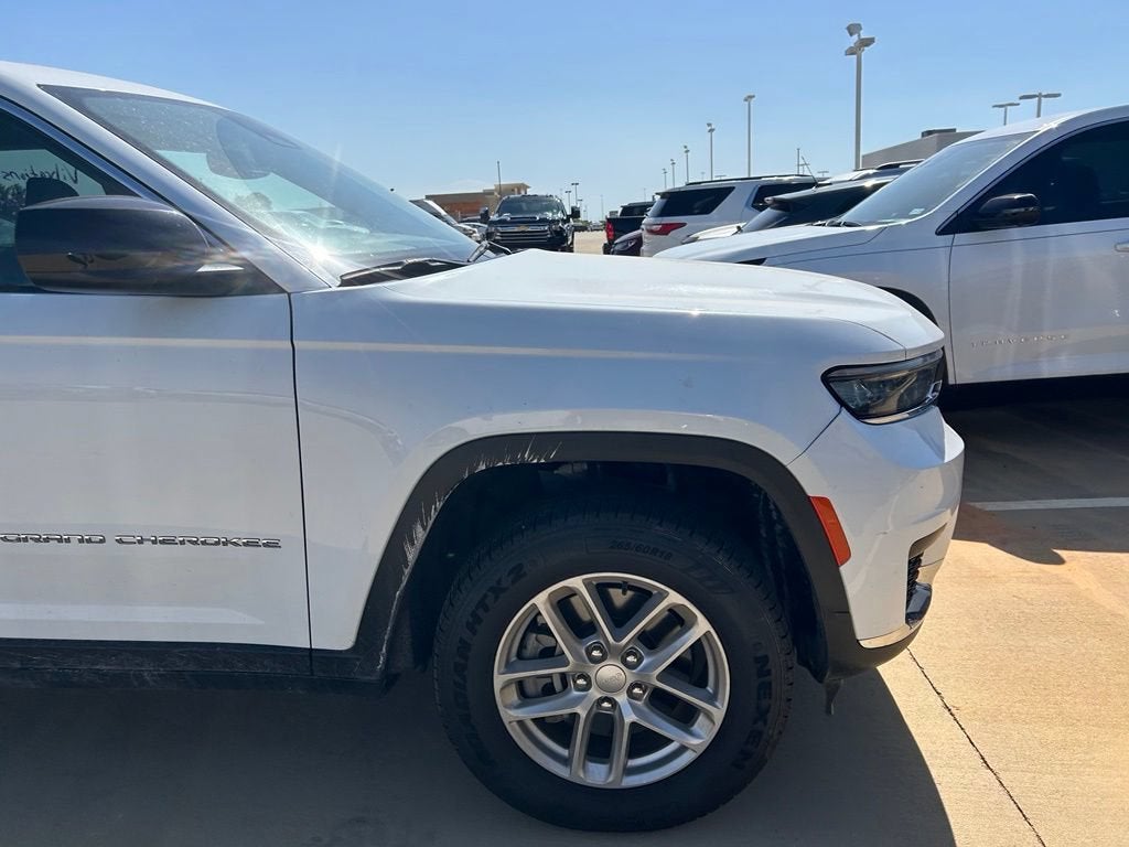 2023 Jeep Grand Cherokee L Laredo 4x2