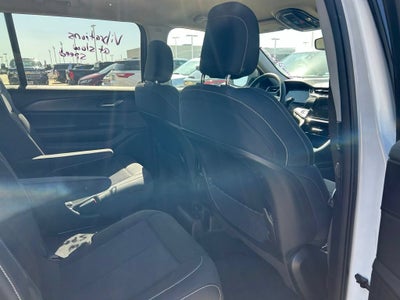 2023 Jeep Grand Cherokee L Laredo 4x2