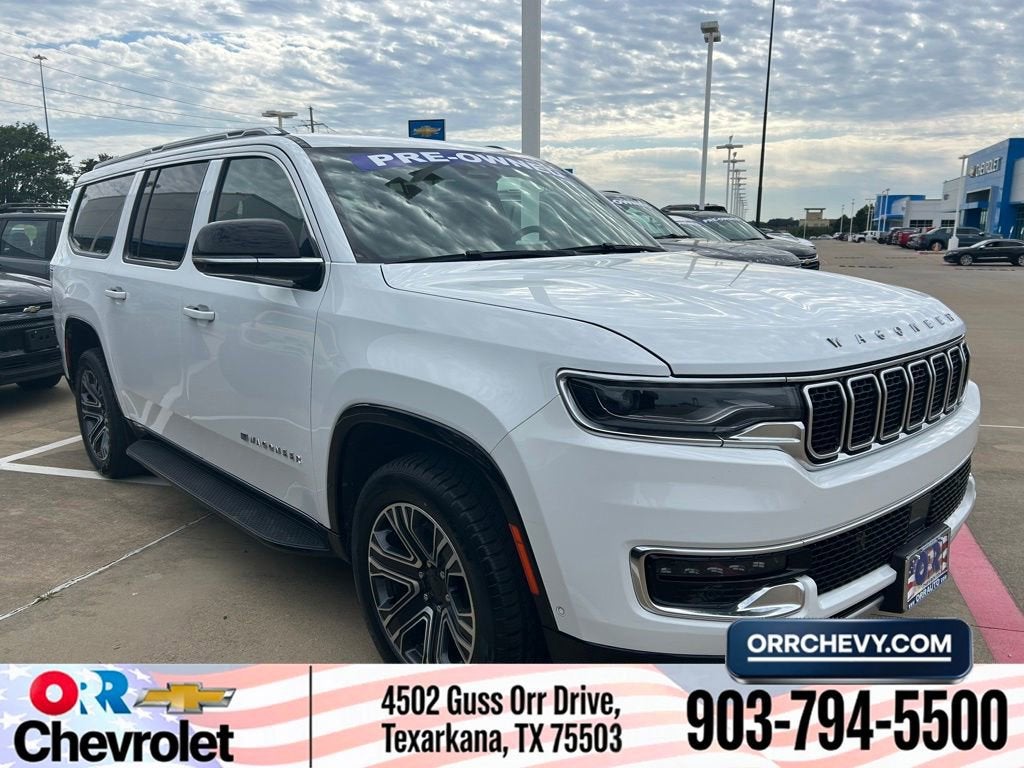 2024 Jeep Wagoneer L's photo