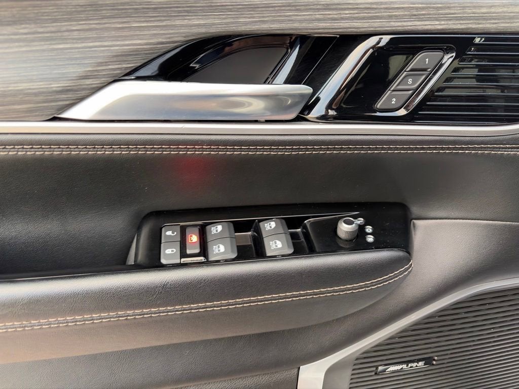 2024 Jeep Wagoneer L Series II