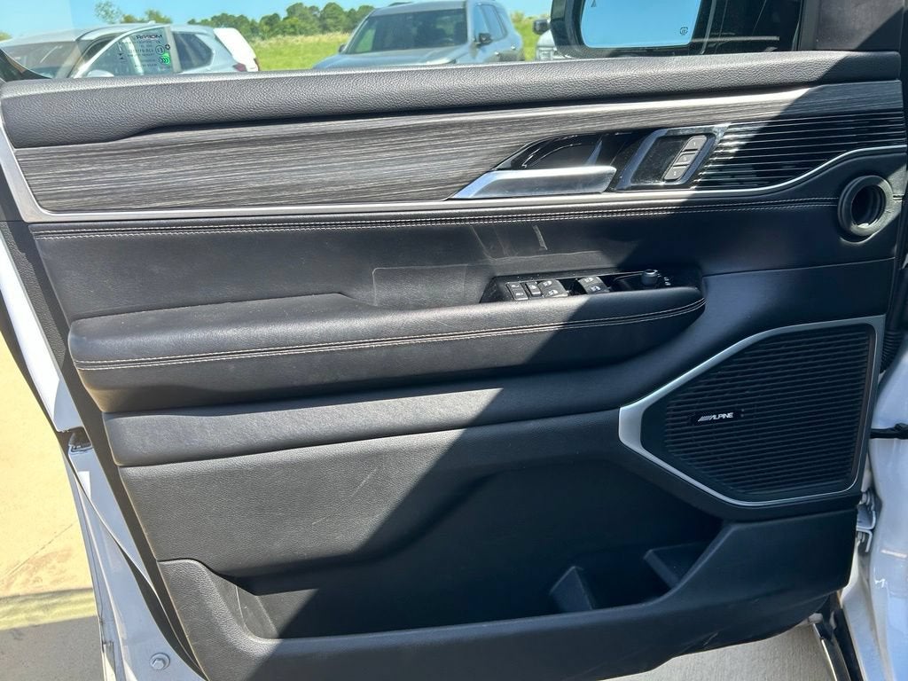 2024 Jeep Wagoneer L Series II