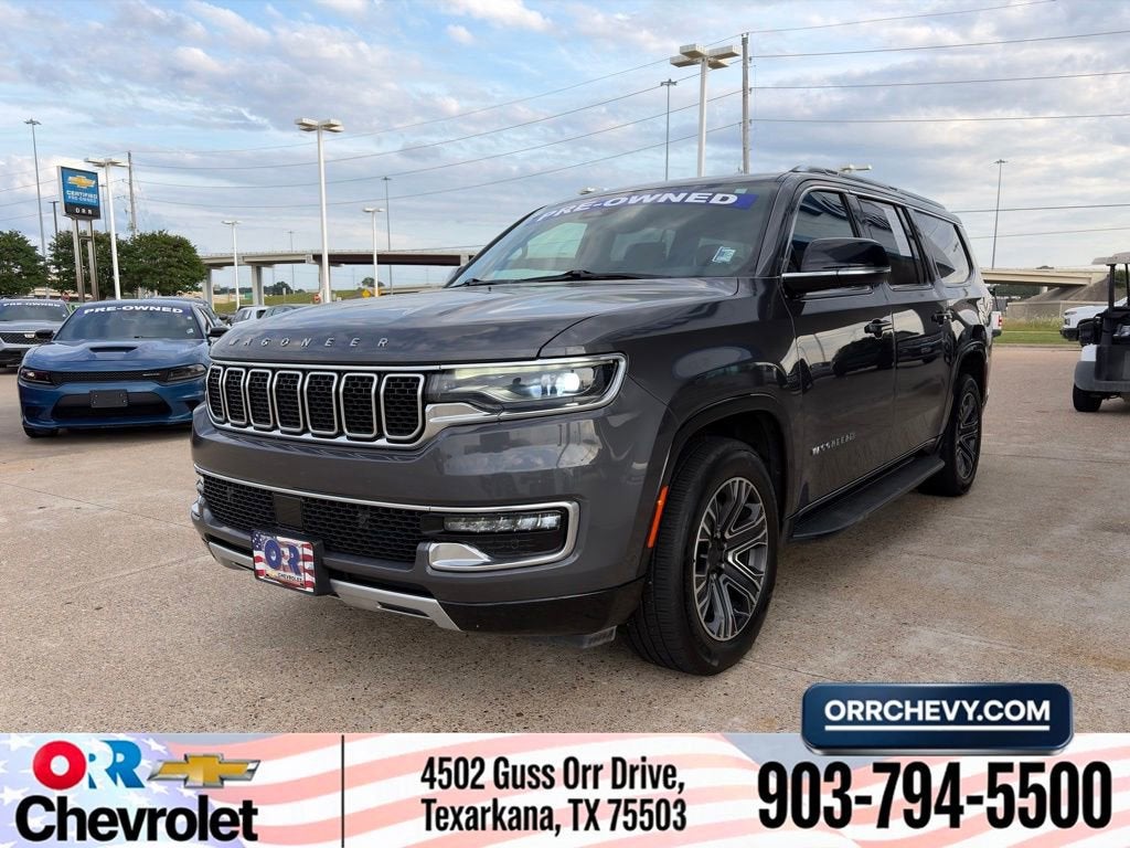 2024 Jeep Wagoneer L's photo