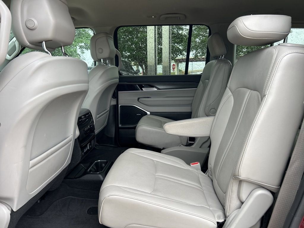 2024 Jeep Wagoneer Series II