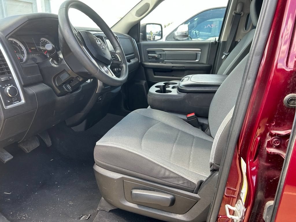 2024 RAM 1500 Classic SLT