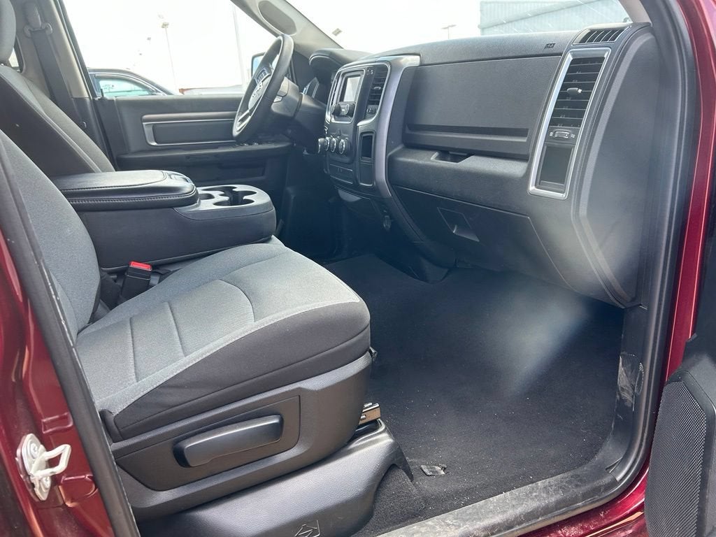 2024 RAM 1500 Classic SLT