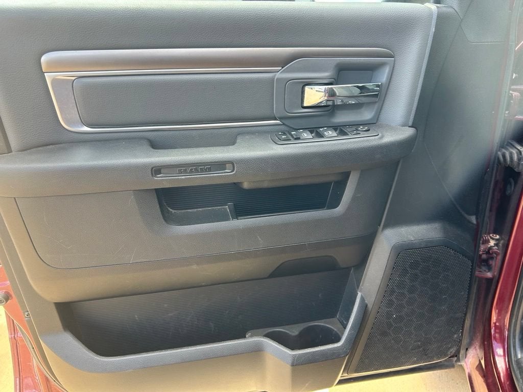 2024 RAM 1500 Classic SLT