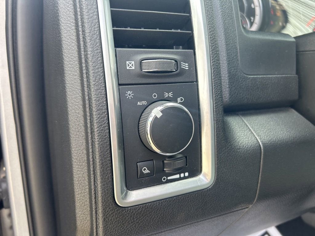 2024 RAM 1500 Classic SLT