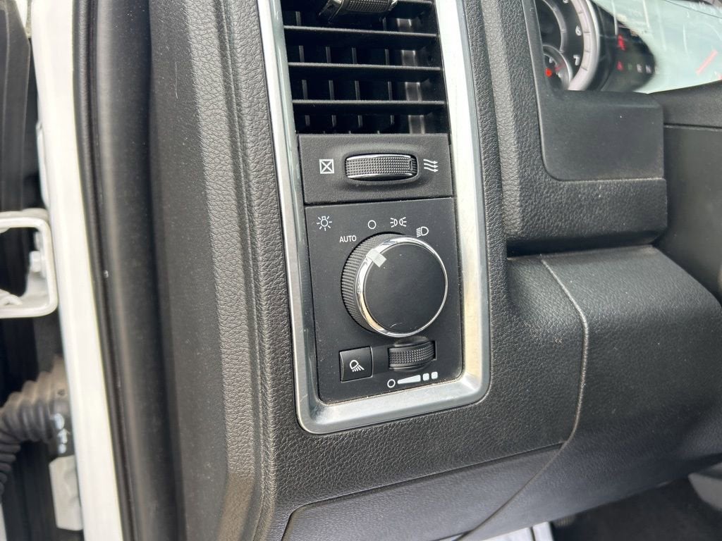 2024 RAM 1500 Classic SLT