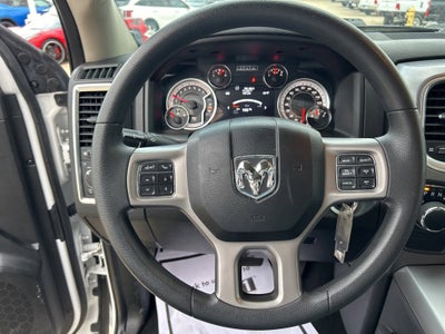 2023 RAM 1500 Classic SLT Crew Cab 4x2 5'7" Box