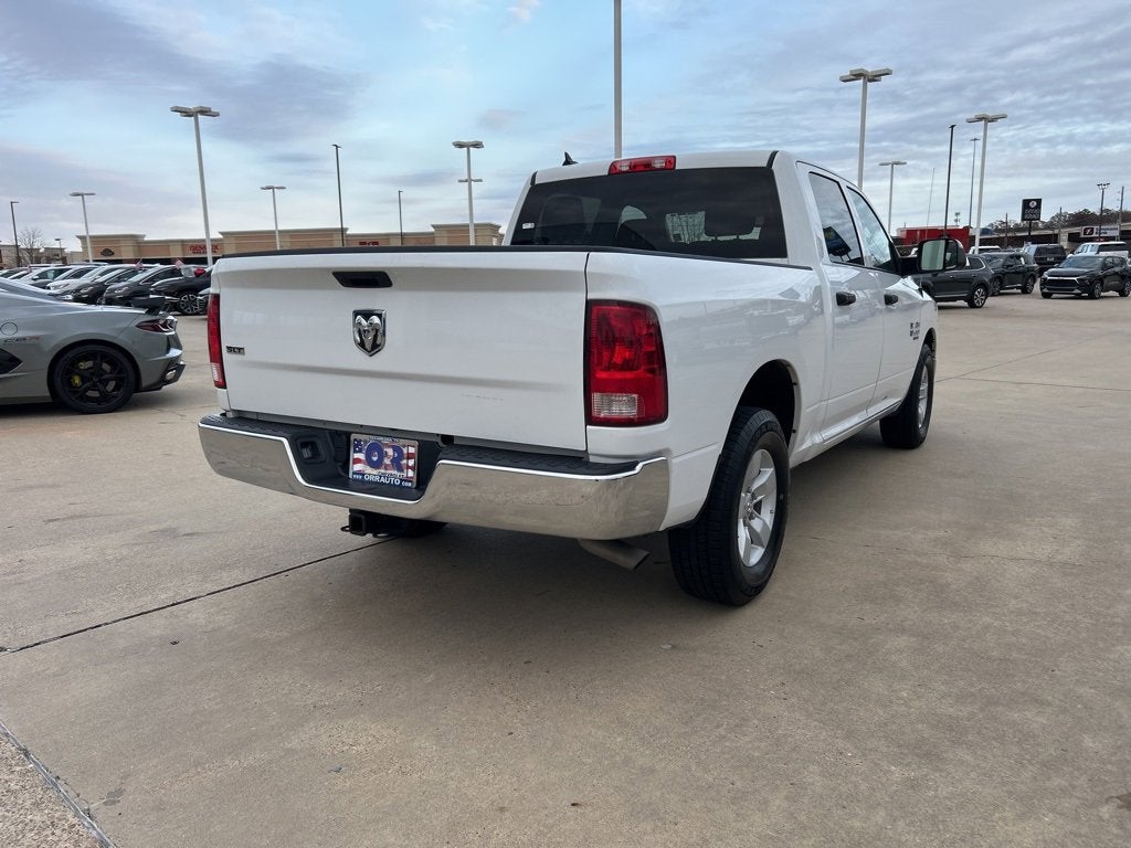 2023 RAM 1500 Classic SLT Crew Cab 4x2 5'7" Box