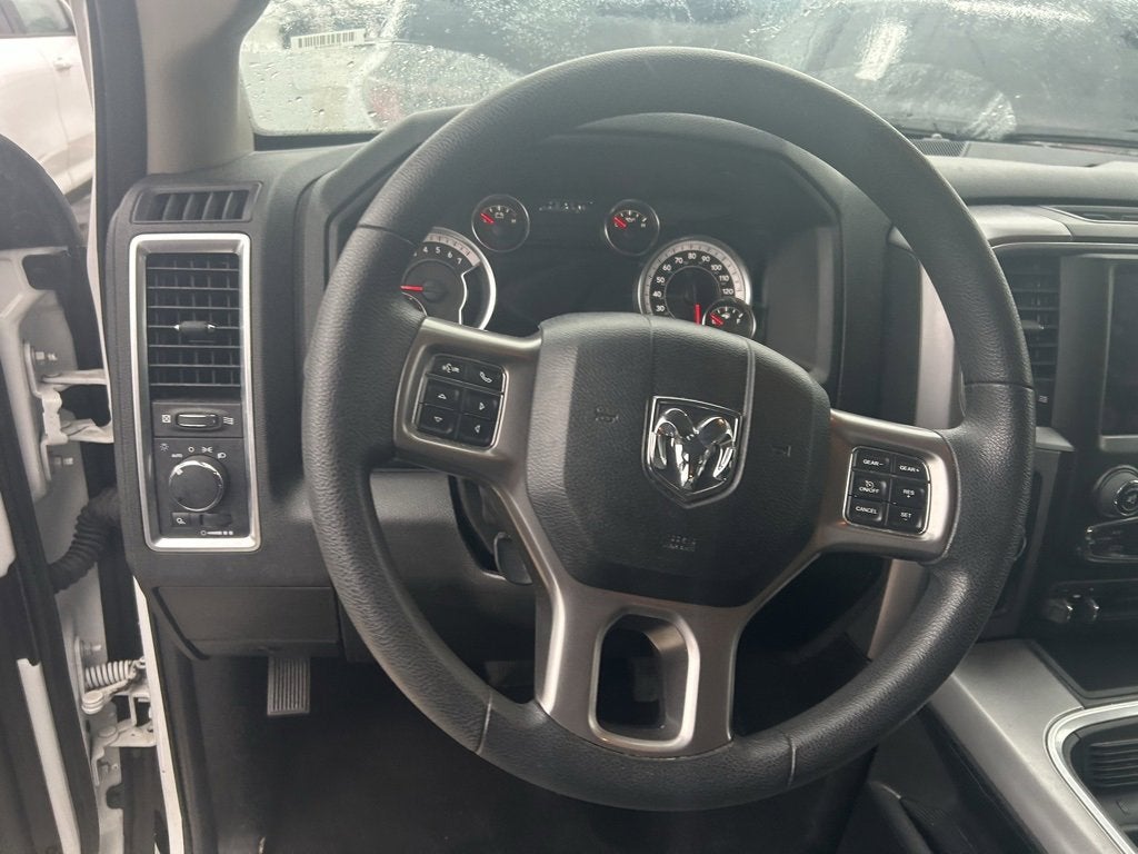 2023 RAM 1500 Classic SLT Crew Cab 4x2 5'7" Box