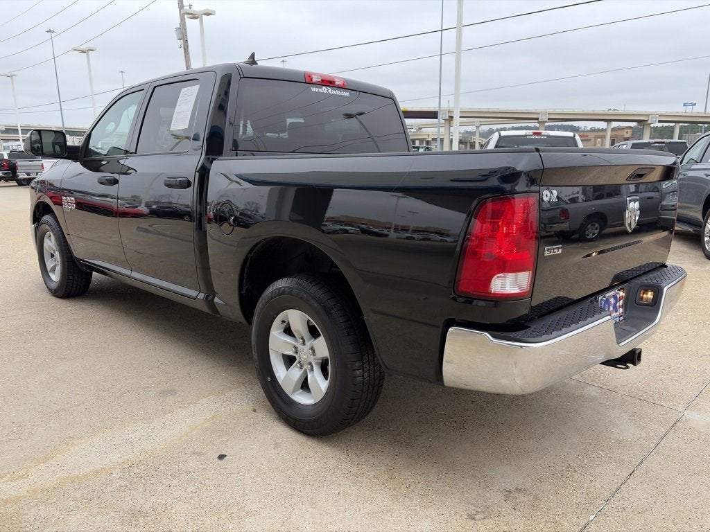 2023 RAM 1500 Classic SLT Crew Cab 4x2 5'7" Box