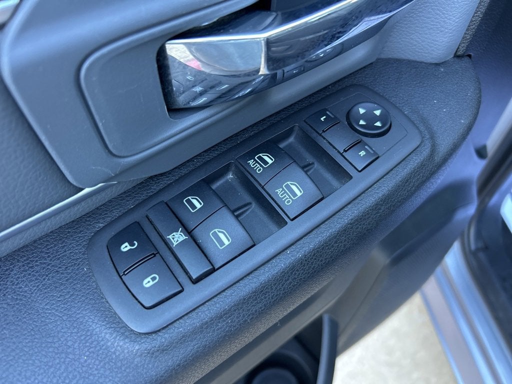 2024 RAM 1500 Classic SLT Quad Cab 4x4 6'4" Box