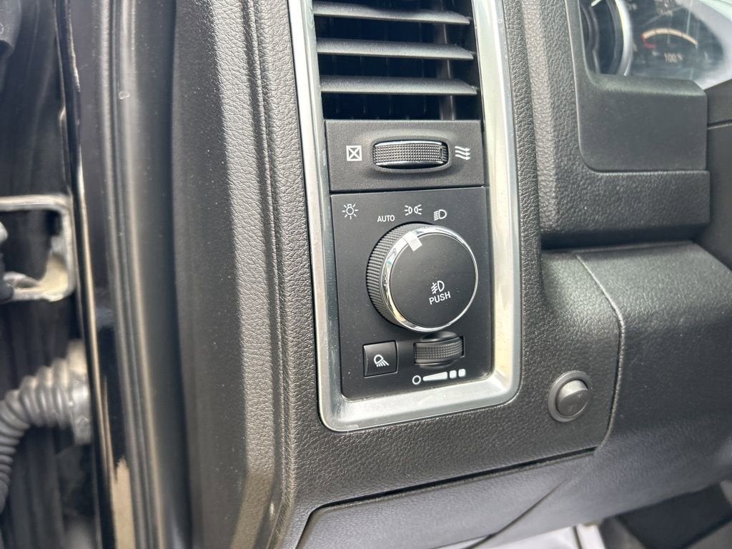 2022 RAM 1500 Classic SLT