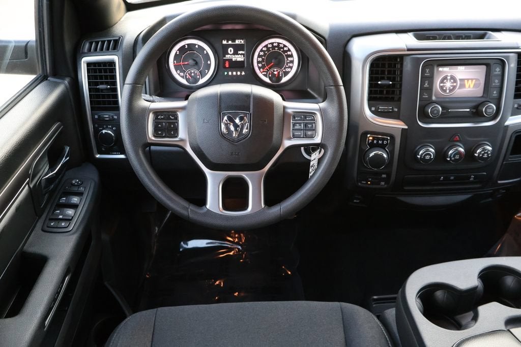 2024 RAM 1500 Classic Warlock Crew Cab 4x4 5'7" Box