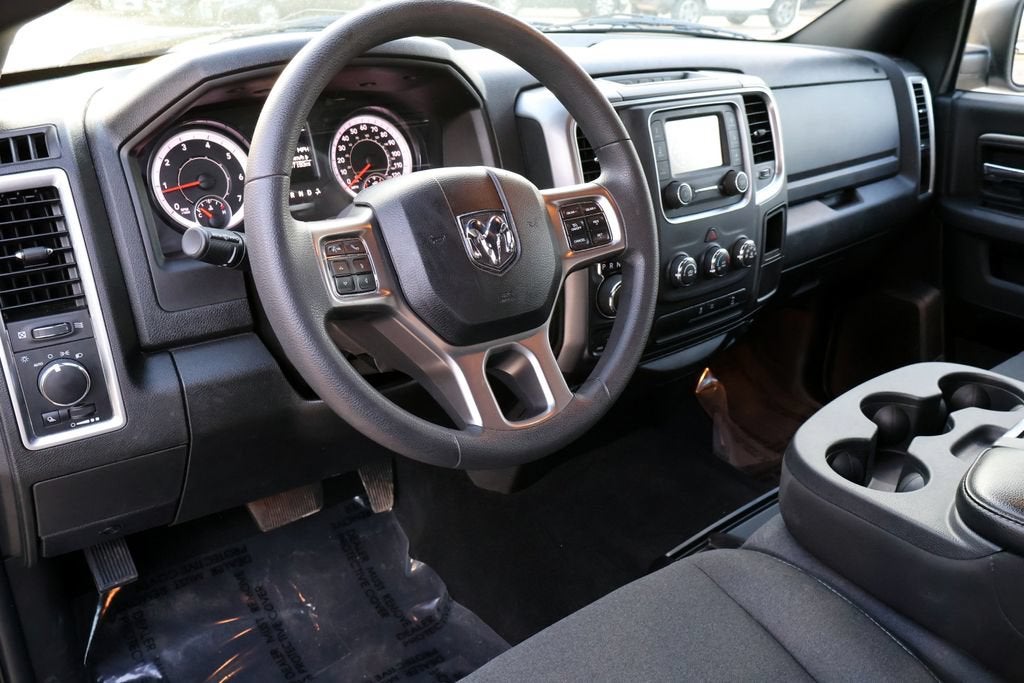 2024 RAM 1500 Classic Warlock Crew Cab 4x4 5'7" Box