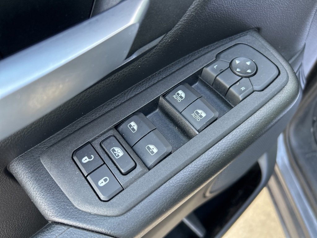 2025 RAM 1500 Tradesman Crew Cab 4x2 5'7" Box