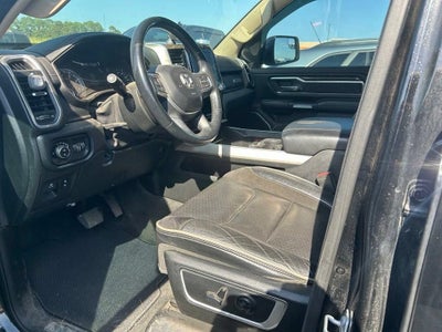 2020 RAM 1500 Laramie Crew Cab 4x2 5'7" Box