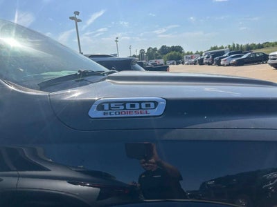 2020 RAM 1500 Laramie Crew Cab 4x2 5'7" Box