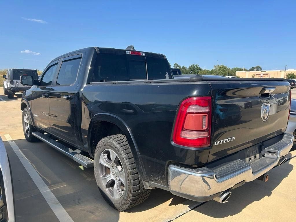 2020 RAM 1500 Laramie Crew Cab 4x2 5'7" Box