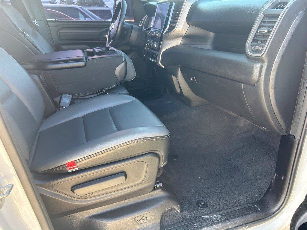 2025 RAM 1500 Tradesman Quad Cab 4x2 6'4" Box