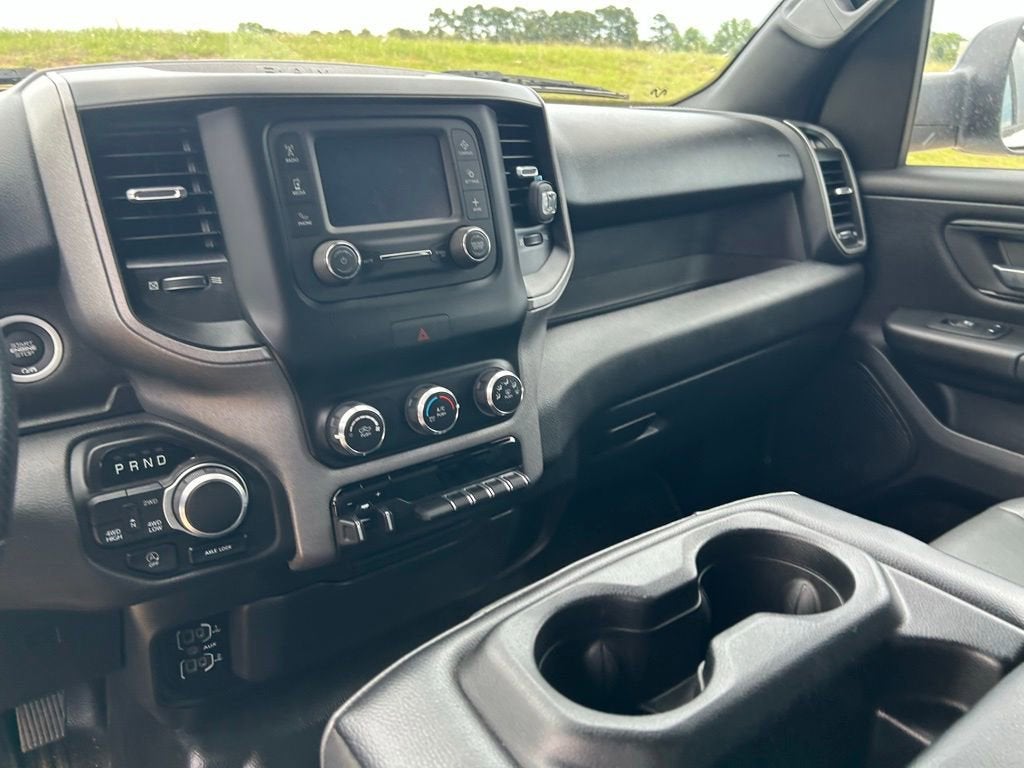 2023 RAM 1500 Tradesman Crew Cab 4x4 5'7" Box