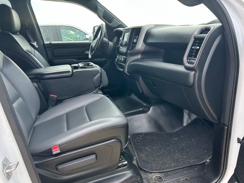 2023 RAM 1500 Tradesman Crew Cab 4x4 5'7" Box