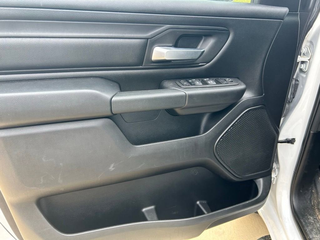 2023 RAM 1500 Tradesman Crew Cab 4x4 5'7" Box
