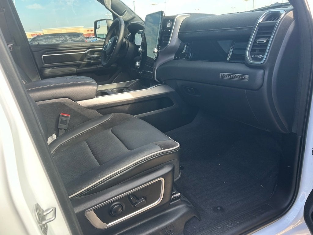 2025 RAM 1500 Laramie Crew Cab 4x4 5'7" Box