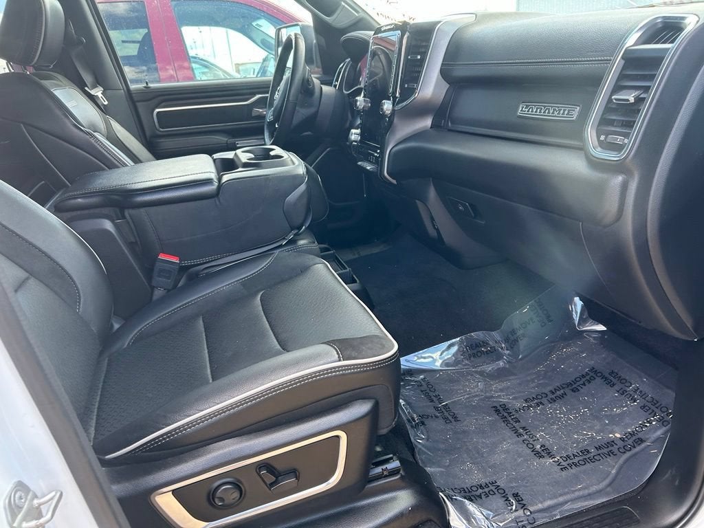 2025 RAM 1500 Laramie Crew Cab 4x4 5'7" Box