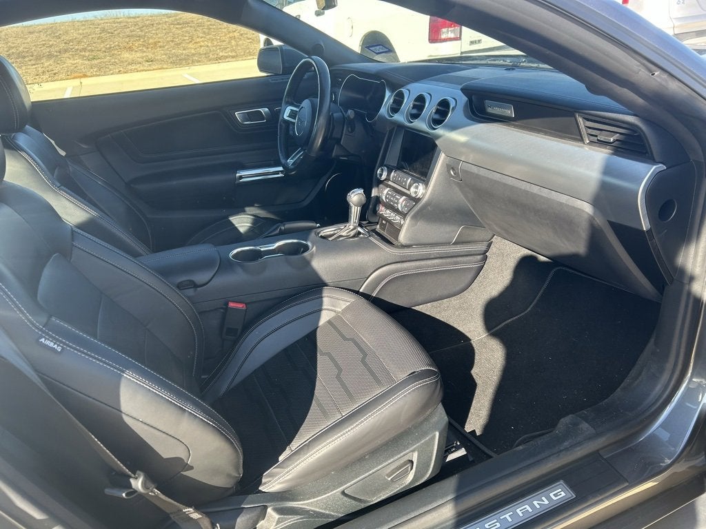 2022 Ford Mustang GT Premium Fastback