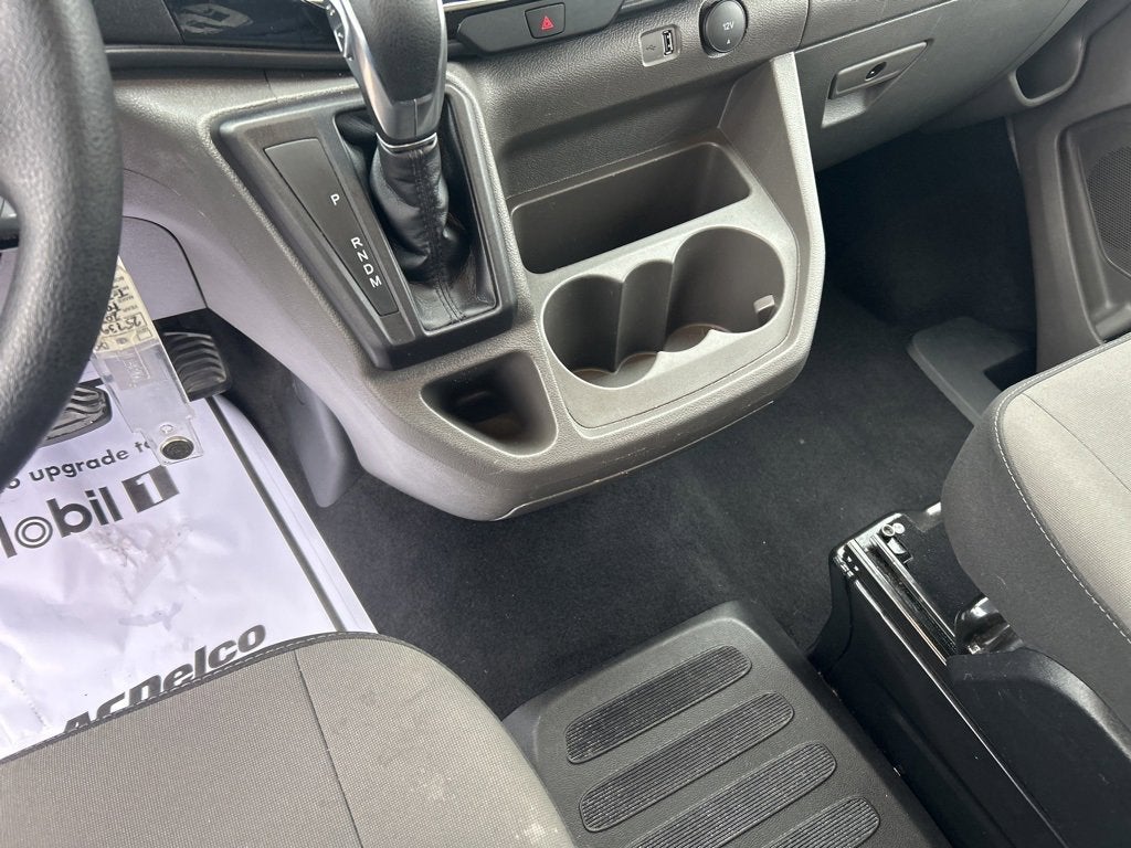 2024 Ford Transit Passenger Wagon XL