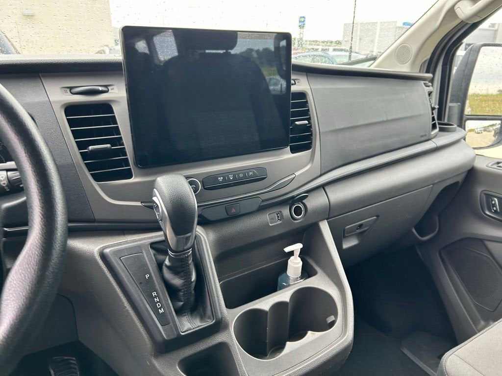 2022 Ford Transit Passenger Wagon XL