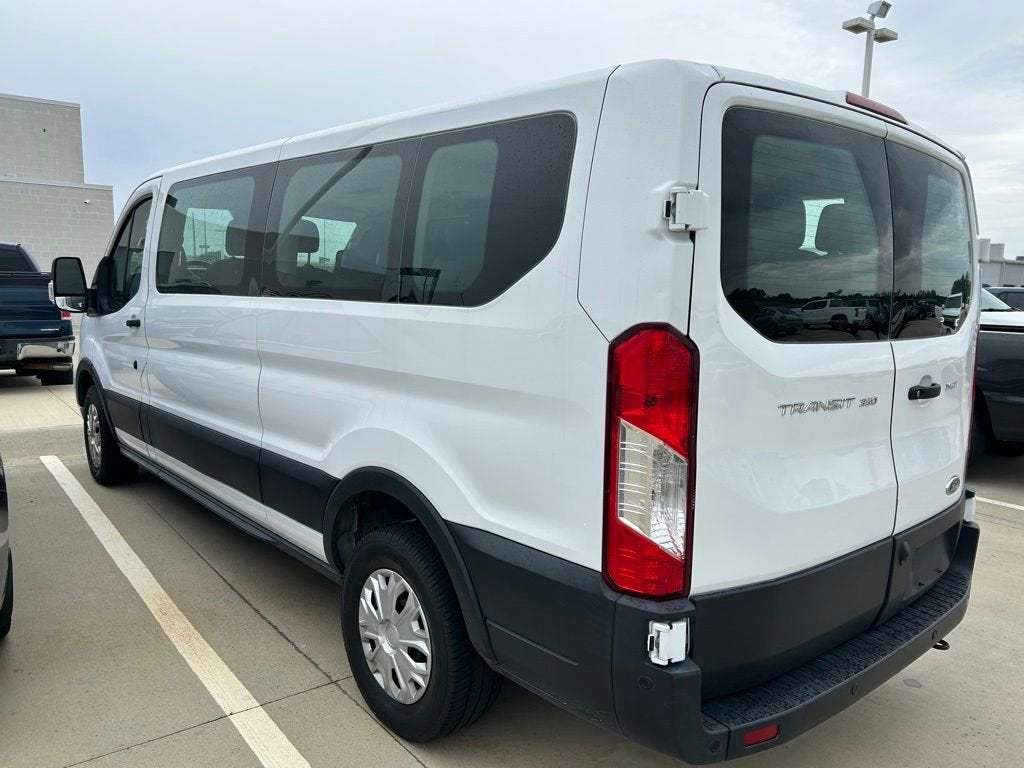 2022 Ford Transit Passenger Wagon XL