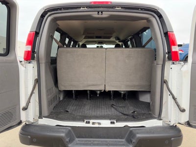 2023 Chevrolet Express Passenger 3500 1LS