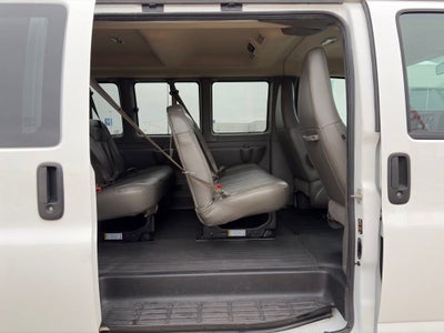 2023 Chevrolet Express Passenger 3500 1LS