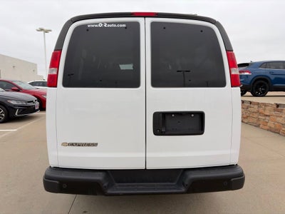 2023 Chevrolet Express Passenger 3500 1LS