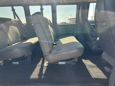 2024 Chevrolet Express Passenger 3500 1LT